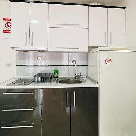 Front Beach Exclusive Apartments ستروغا المظهر الخارجي الصورة