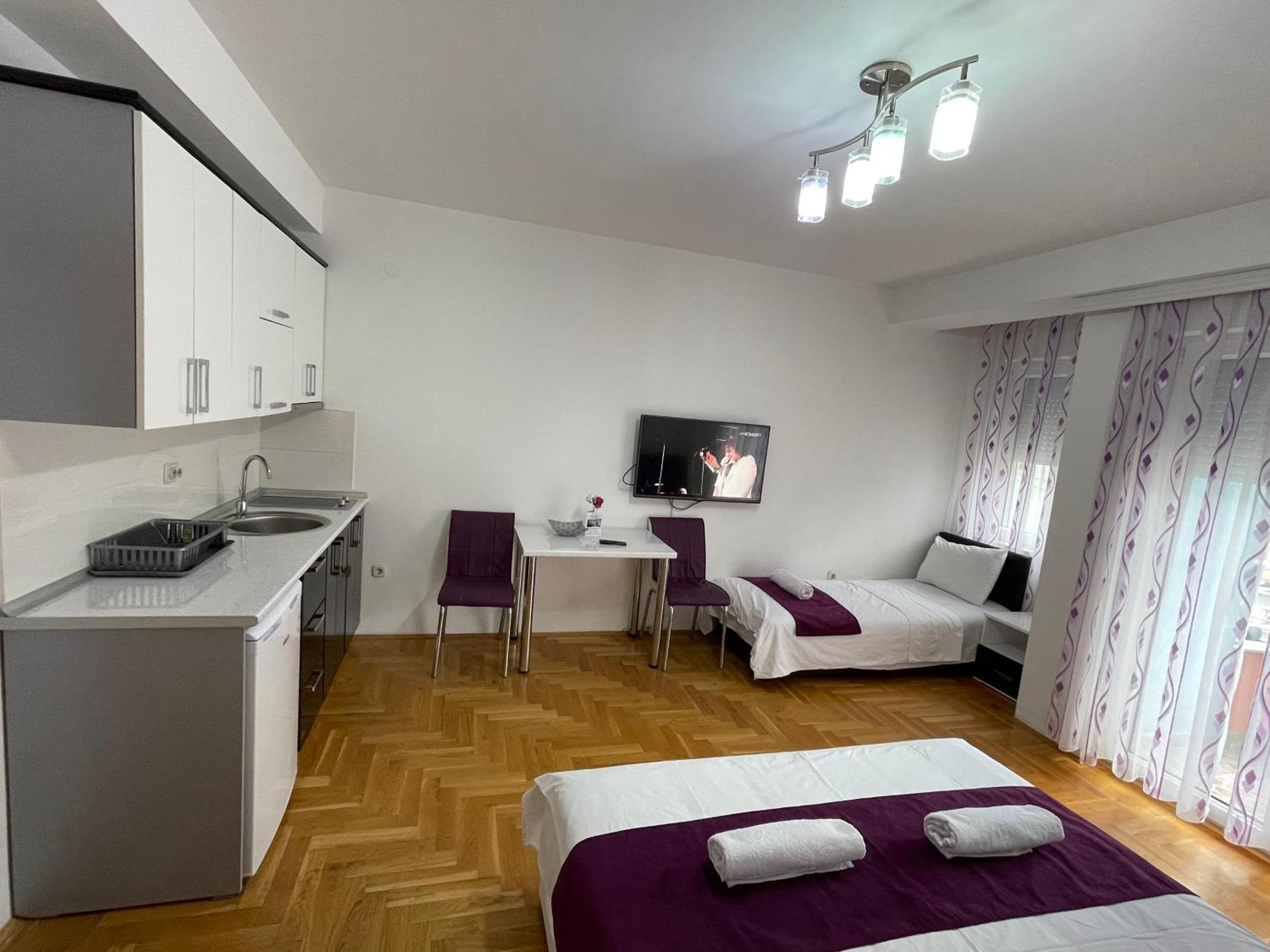 Front Beach Exclusive Apartments ستروغا المظهر الخارجي الصورة