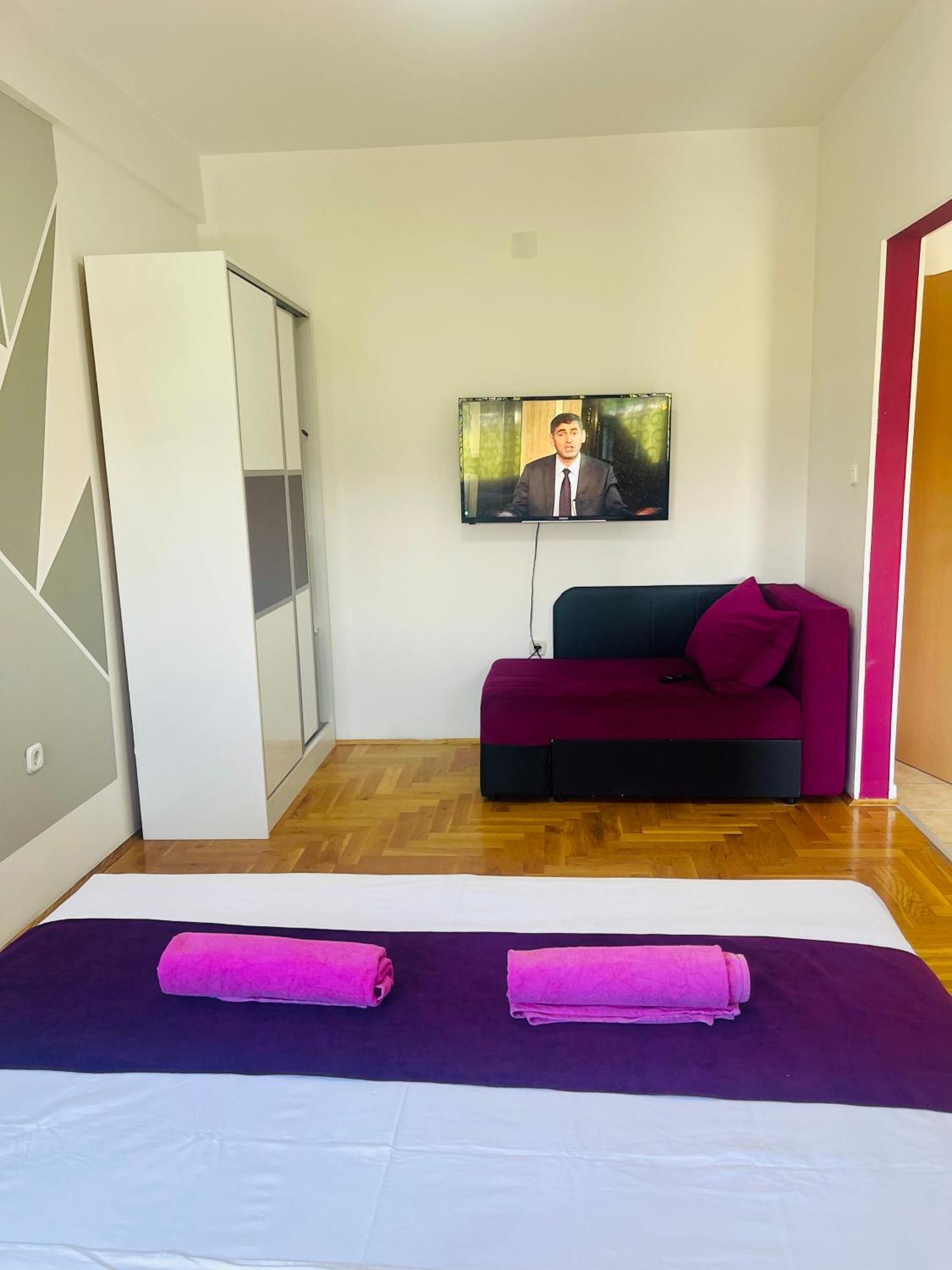 Front Beach Exclusive Apartments ستروغا المظهر الخارجي الصورة