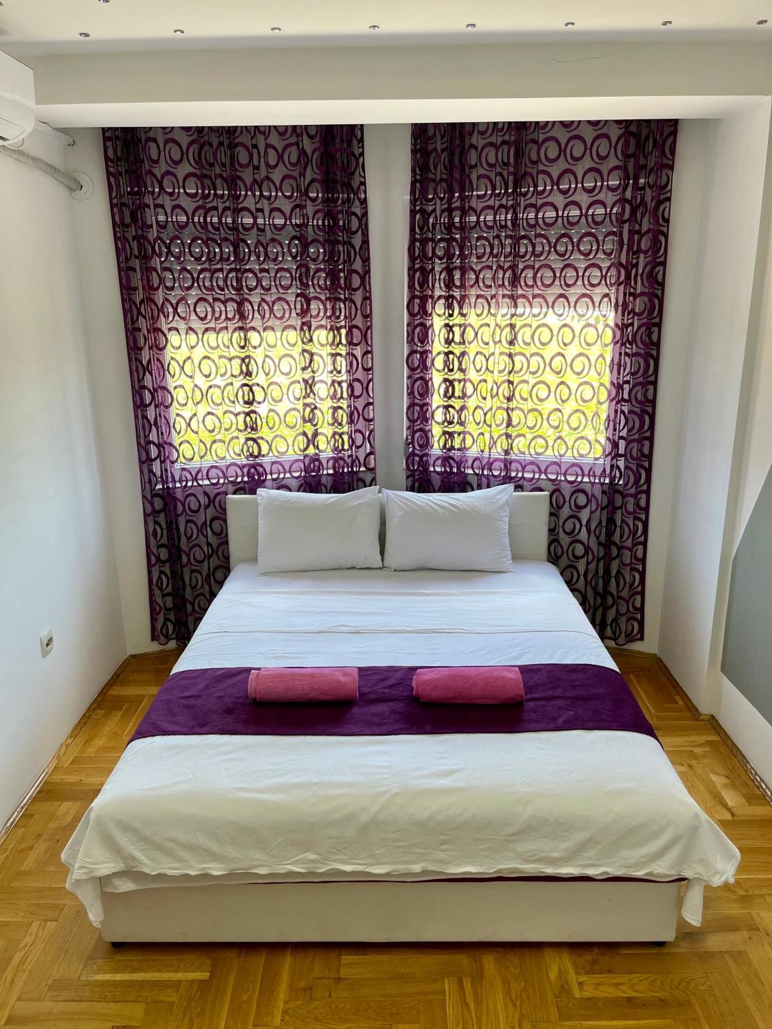 Front Beach Exclusive Apartments ستروغا المظهر الخارجي الصورة