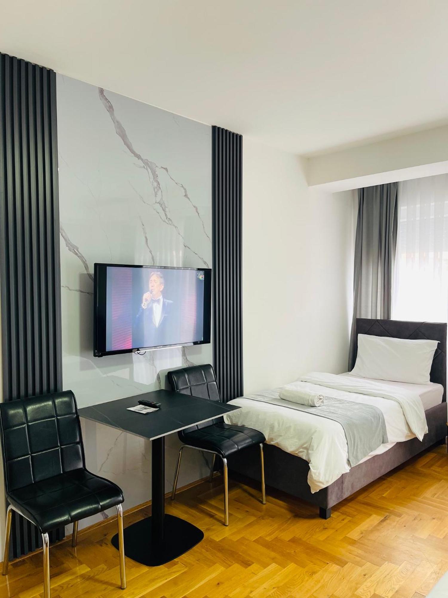 Front Beach Exclusive Apartments ستروغا المظهر الخارجي الصورة