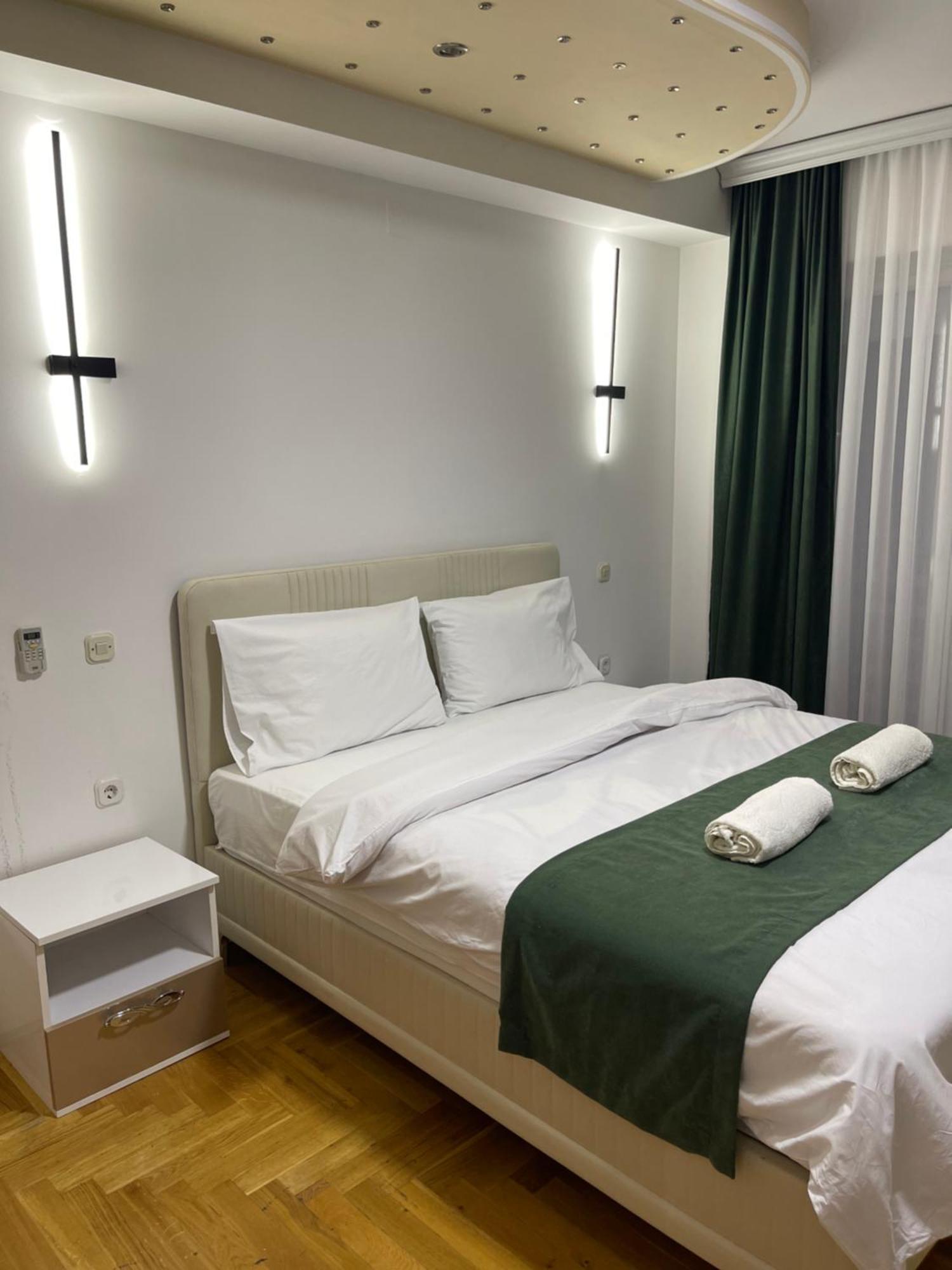 Front Beach Exclusive Apartments ستروغا المظهر الخارجي الصورة